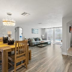3BR Screened Heated Saltwater Pool & BBQ