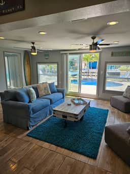 3BR Waterfront home w Private Pool in Port Richey - Image 2