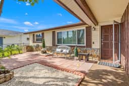 3BR Port Richey home with Hot Tub, Spacious - Image 4