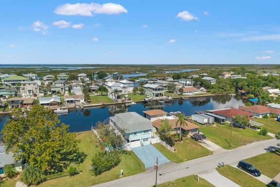 The Gulf Breeze - Direct Access To Gulf - Image 1